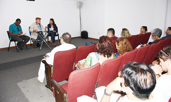Capa da notícia: Encontro discute a cultura na região da Costa Verde