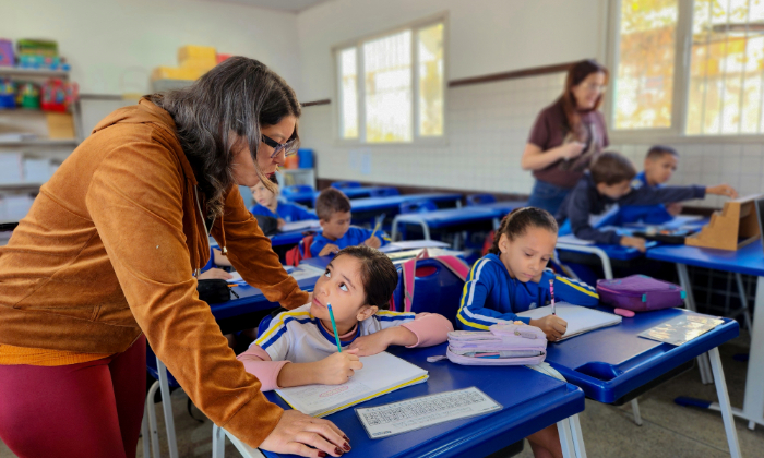 Segundo semestre letivo começa para mais de 26 mil alunos em Angra