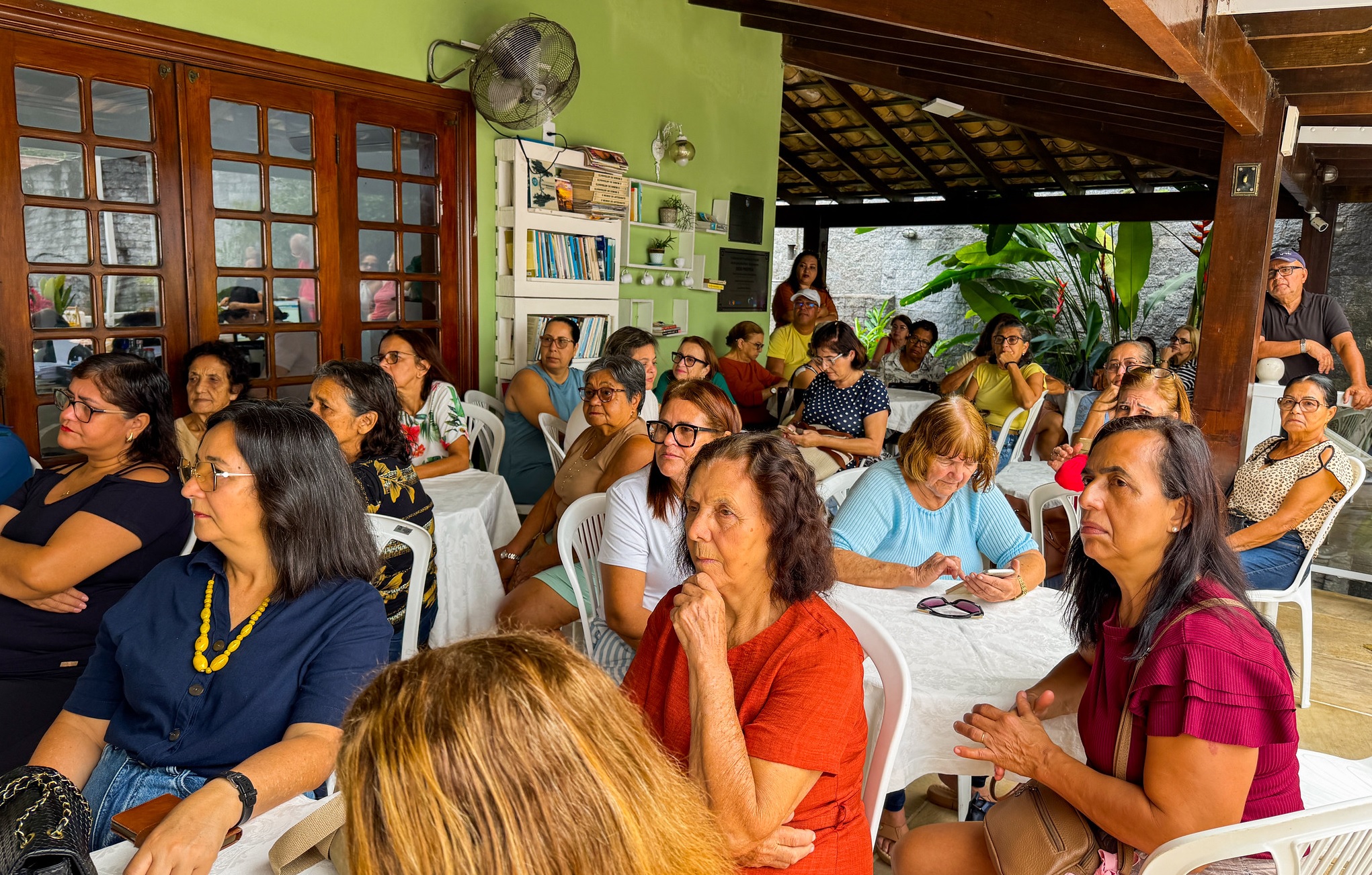 Café do pagamento tem palestra sobre Alzheimer